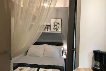 Cozy Studio 50M From Sea Atena Exterior foto